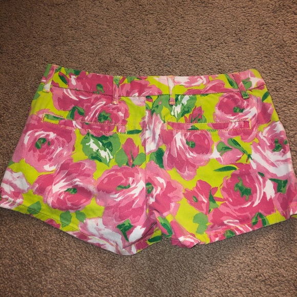 Floral shorts - Picture 3 of 3